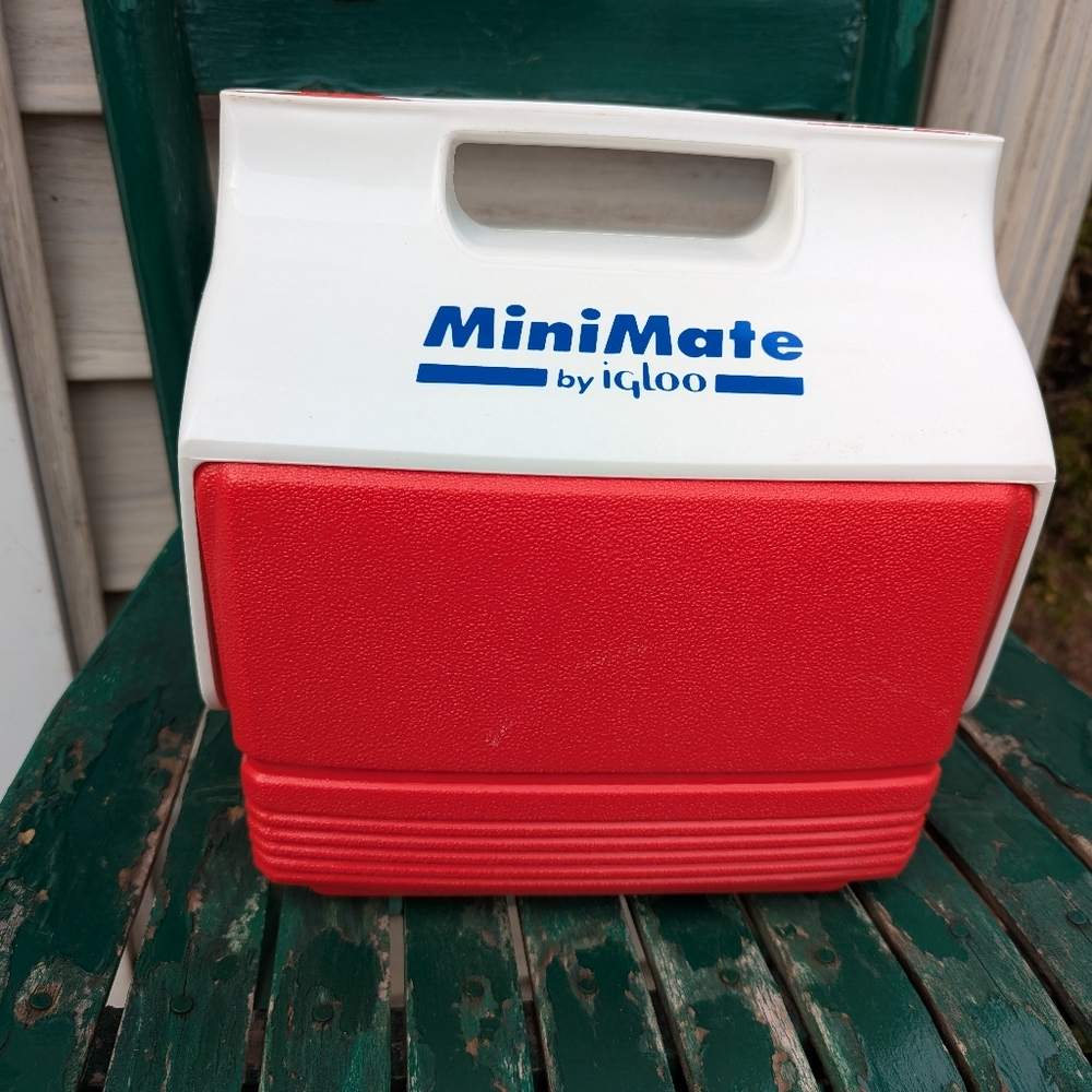 Vintage Igloo MiniMate Portable Cooler - Red and White